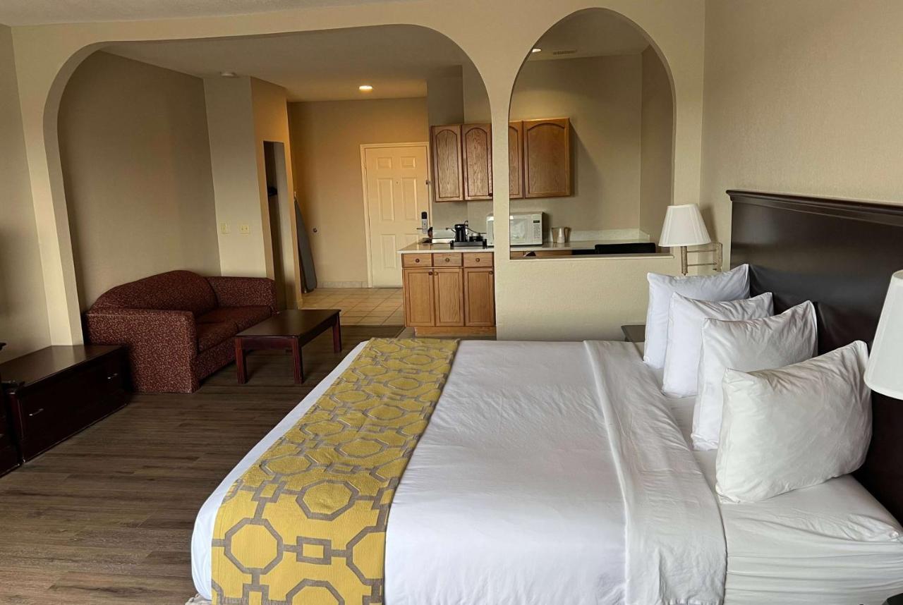 Baymont By Wyndham Houston Brookhollow Exteriör bild